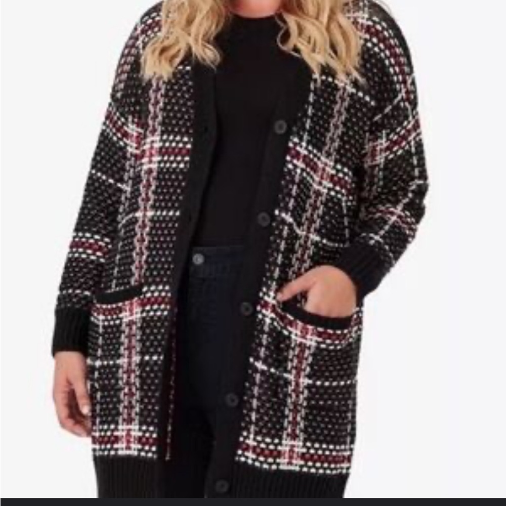 Jessica Simpson ladies Medium Plaid Black and Red Women's oversized Sweater